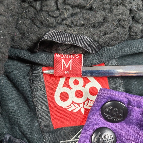 686 Snowboard Jacket Women Medium infiDRY Breathable Waterproof Paisley Fur - Picture 10 of 16
